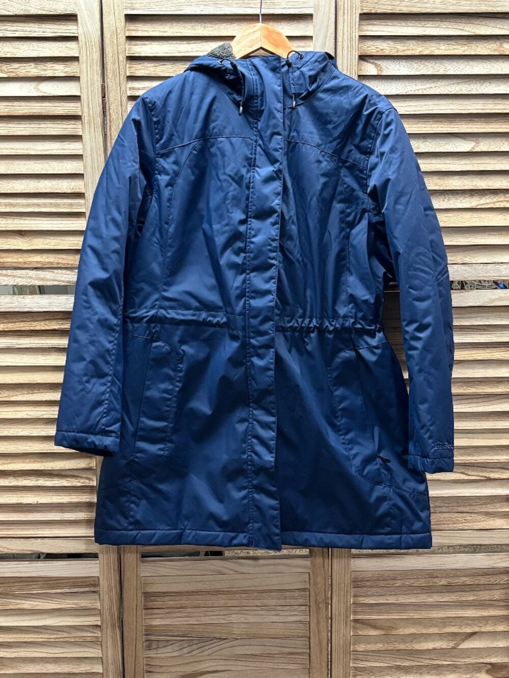 L.L.Bean Women’s Navy Blue Fleece-Lined Puffer Parka - Size L Petite